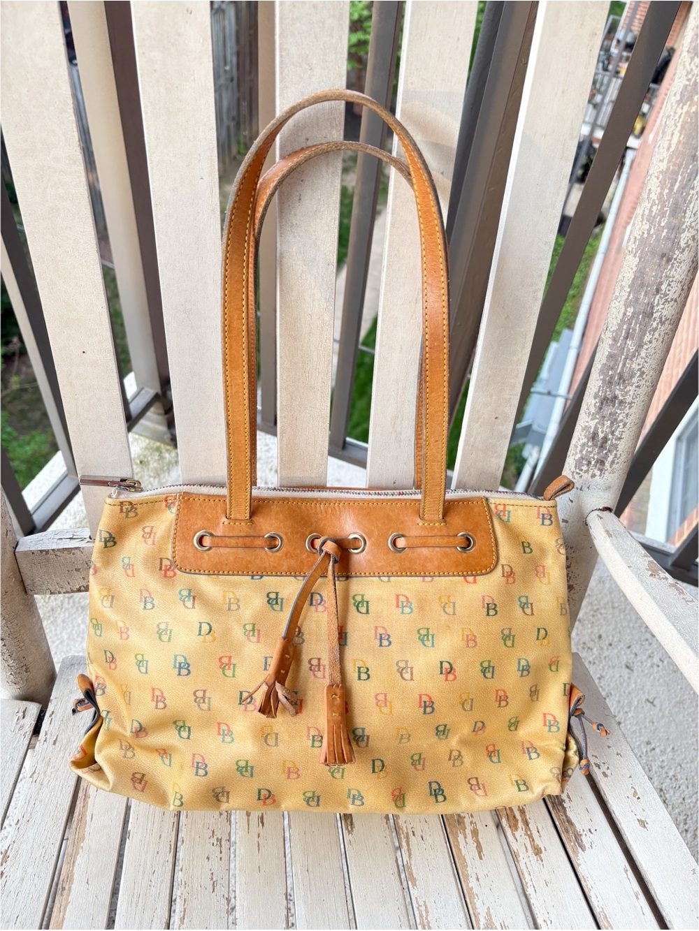 Dooney & Bourke Vintage Retro Signature Shoulder Bag